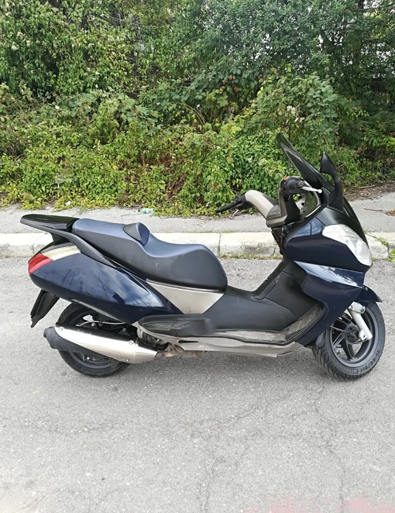 Aprilia Atlantic, снимка 11 - Мотоциклети и мототехника - 51660971