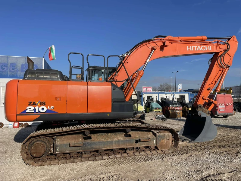 Багер Hitachi ZX 210 LC-6, снимка 7 - Индустриална техника - 48627300