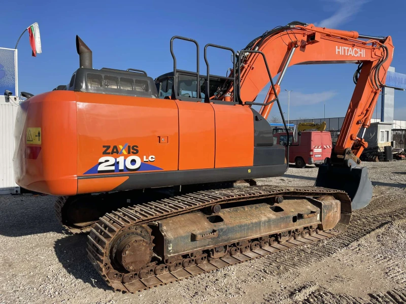 Багер Hitachi ZX 210 LC-6, снимка 4 - Индустриална техника - 48627300