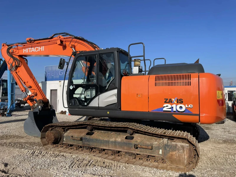 Багер Hitachi ZX 210 LC-6, снимка 5 - Индустриална техника - 48627300