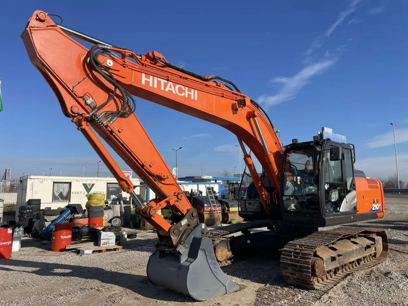 Багер Hitachi ZX 210 LC-6, снимка 15 - Индустриална техника - 48627300