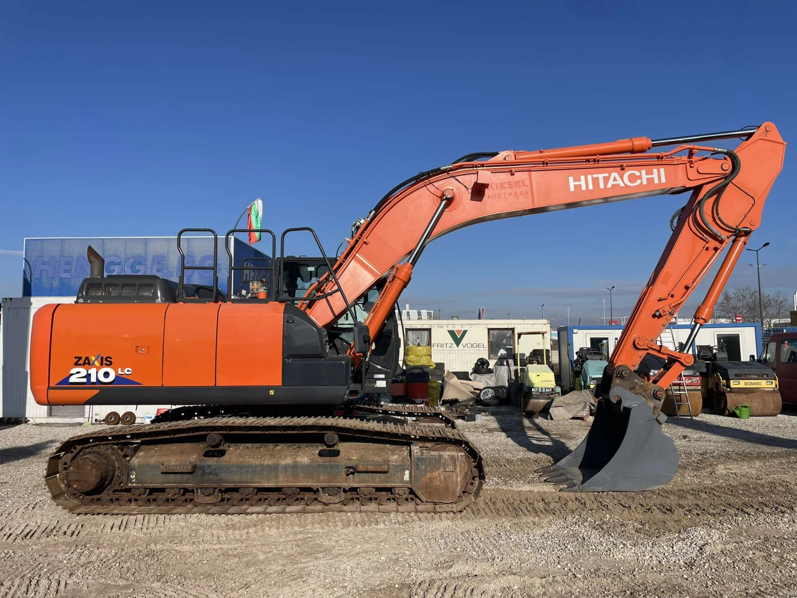  Hitachi ZX 210 LC-6 | Mobile.bg   14