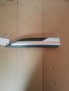 лайсна калник предна дясна Ланд Ровър Евок