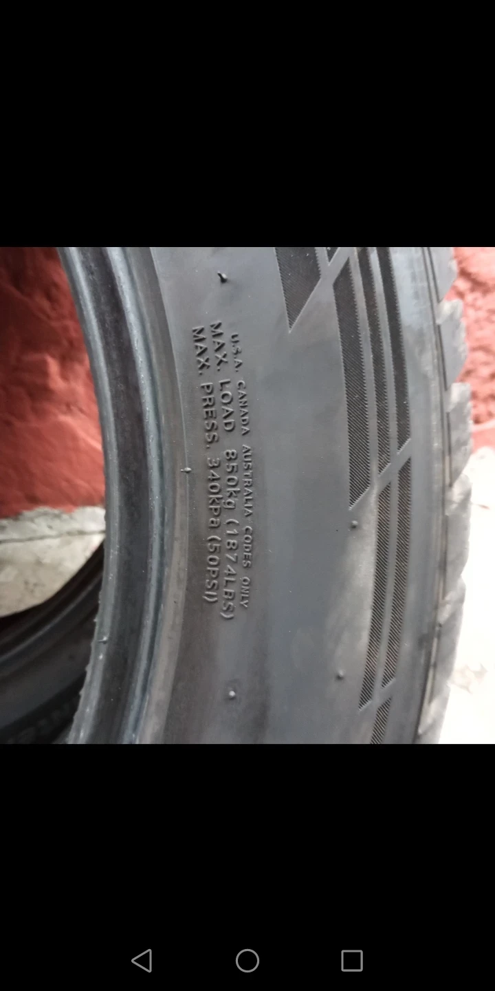 Гуми Зимни 225/55R18, снимка 8 - Гуми и джанти - 47227671