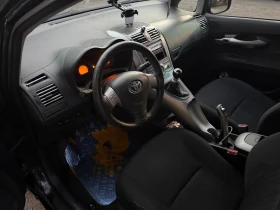 Toyota Auris, снимка 8