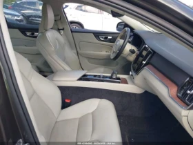 Обява за продажба на Volvo S60 B5 MOMENTUM ~30 700 лв. - изображение 4