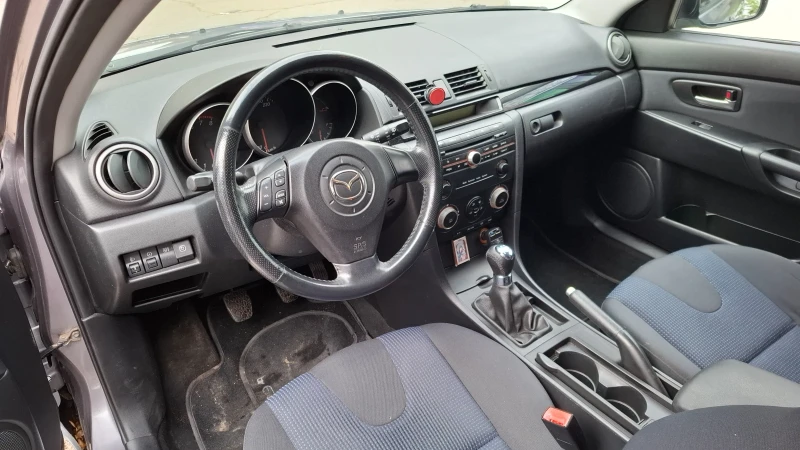 Mazda 3 бензин 1.6 + LPG, снимка 8 - Автомобили и джипове - 48493552