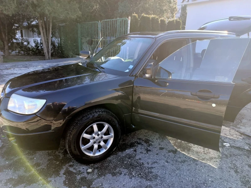 Subaru Forester 2.0 158h/p, снимка 14 - Автомобили и джипове - 47095087