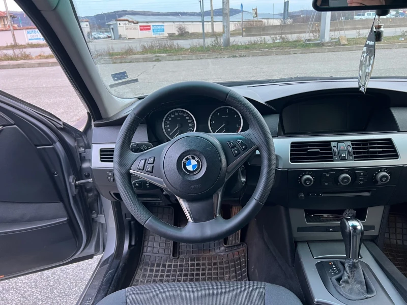 BMW 525, снимка 9 - Автомобили и джипове - 48732371