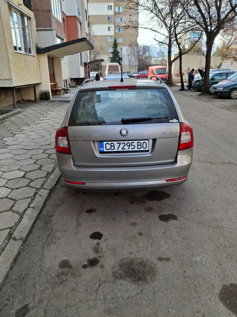 Skoda Octavia, снимка 4 - Автомобили и джипове - 49079632