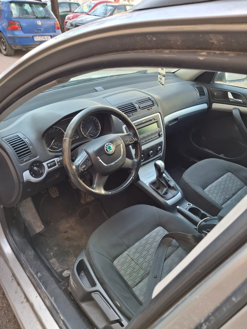 Skoda Octavia, снимка 6 - Автомобили и джипове - 49079632