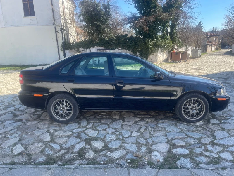 Volvo S40 1.8GDI TOP, снимка 6 - Автомобили и джипове - 49410940