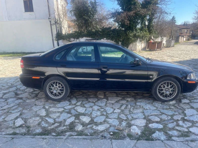 Volvo S40 1.8GDI TOP, снимка 2 - Автомобили и джипове - 49410940