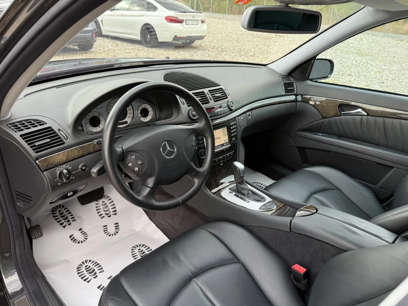 Mercedes-Benz E 500 4 MATIC, снимка 10 - Автомобили и джипове - 51696046