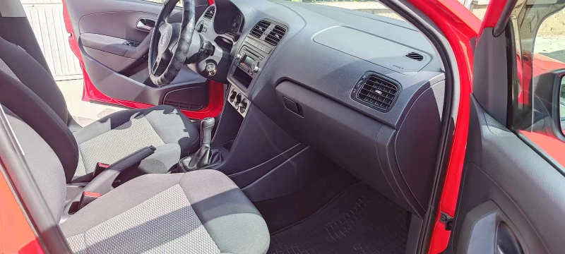 VW Polo, снимка 9 - Автомобили и джипове - 51721742