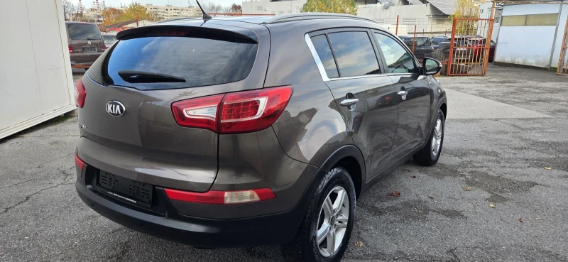 Kia Sportage 2.0бензин, 4х4, 163к.с/като нов/евро5b/, снимка 10 - Автомобили и джипове - 52449611