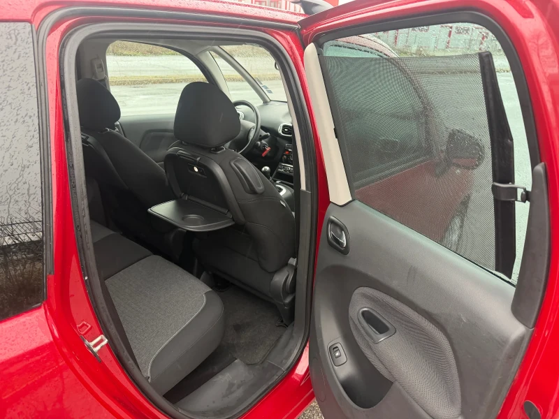Citroen C3 Picasso Exclusive 1.2Pure Tech 110k.c., снимка 13 - Автомобили и джипове - 52891965