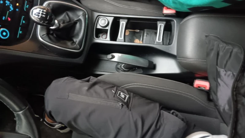 Ford C-max, снимка 11 - Автомобили и джипове - 52893251