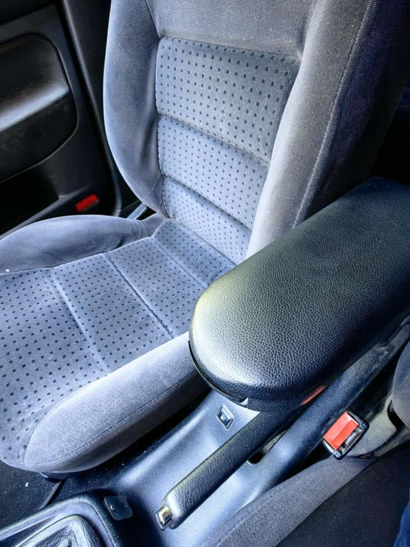 VW Golf VW Golf 4 1.6 SR 101к.с, снимка 9 - Автомобили и джипове - 53169701