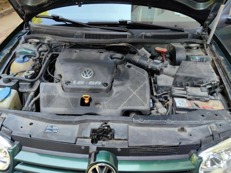 VW Golf VW Golf 4 1.6 SR 101к.с, снимка 11 - Автомобили и джипове - 53169701