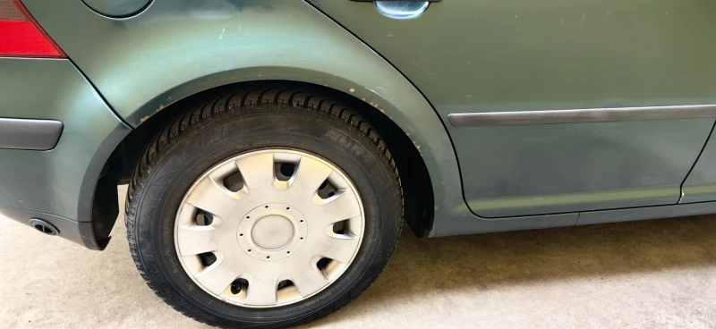 VW Golf VW Golf 4 1.6 SR 101к.с, снимка 15 - Автомобили и джипове - 53169701