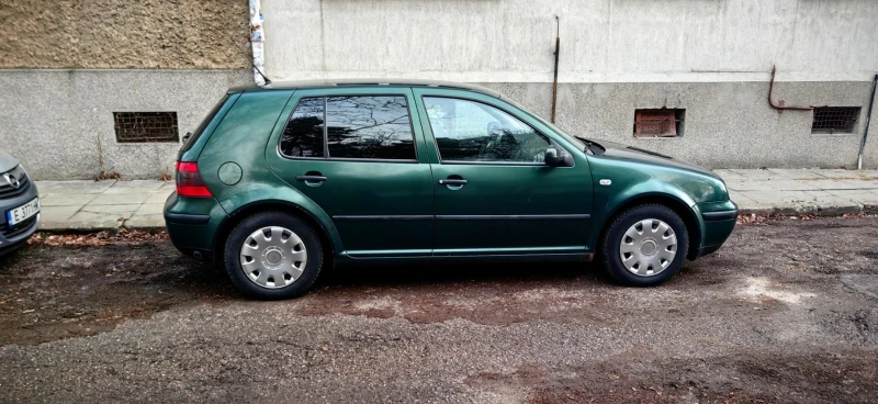 VW Golf VW Golf 4 1.6 SR 101к.с, снимка 7 - Автомобили и джипове - 53169701