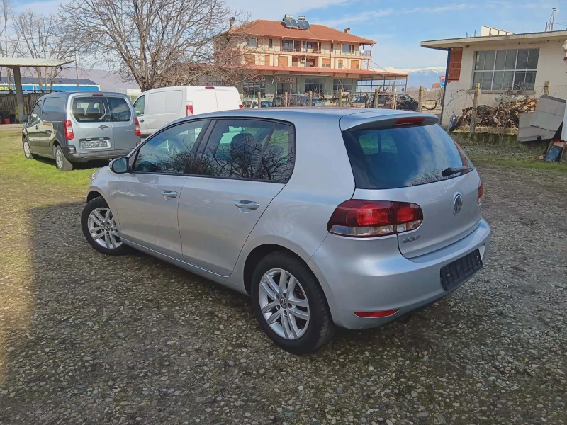 VW Golf 1.6, снимка 5 - Автомобили и джипове - 53262018