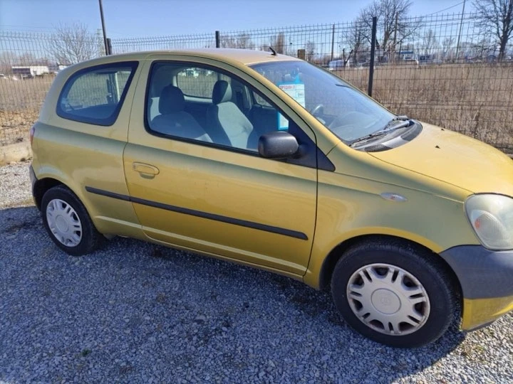 Toyota Yaris 1, 0, снимка 1 - Автомобили и джипове - 46733066