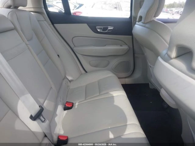Volvo S60 B5 MOMENTUM - изображение 8