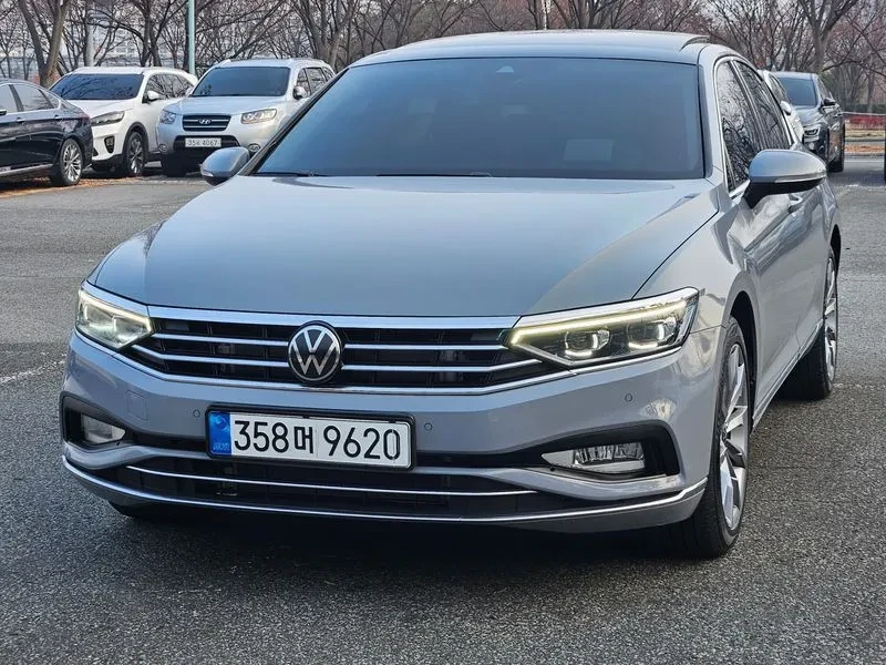 VW Passat 2.0 TDI PRESTIGE, снимка 3 - Автомобили и джипове - 55295651