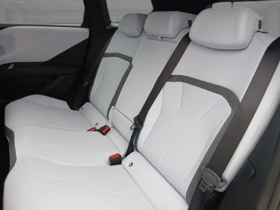 BMW iX3 50 xDrive = M-Sport = Гаранция, снимка 9 - Автомобили и джипове - 56126179