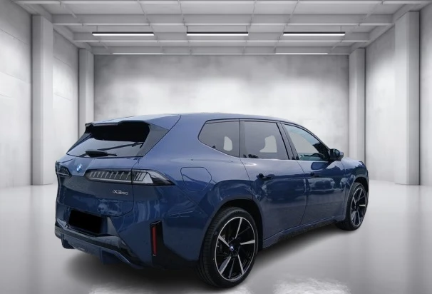 BMW iX3 50 xDrive = M-Sport = Гаранция, снимка 2 - Автомобили и джипове - 56126179