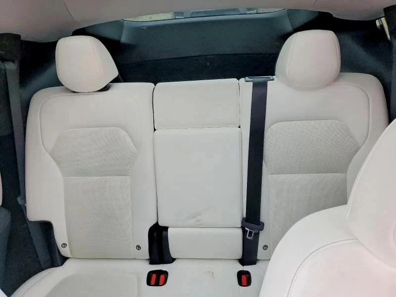 Tesla Model Y, снимка 10 - Автомобили и джипове - 56713445