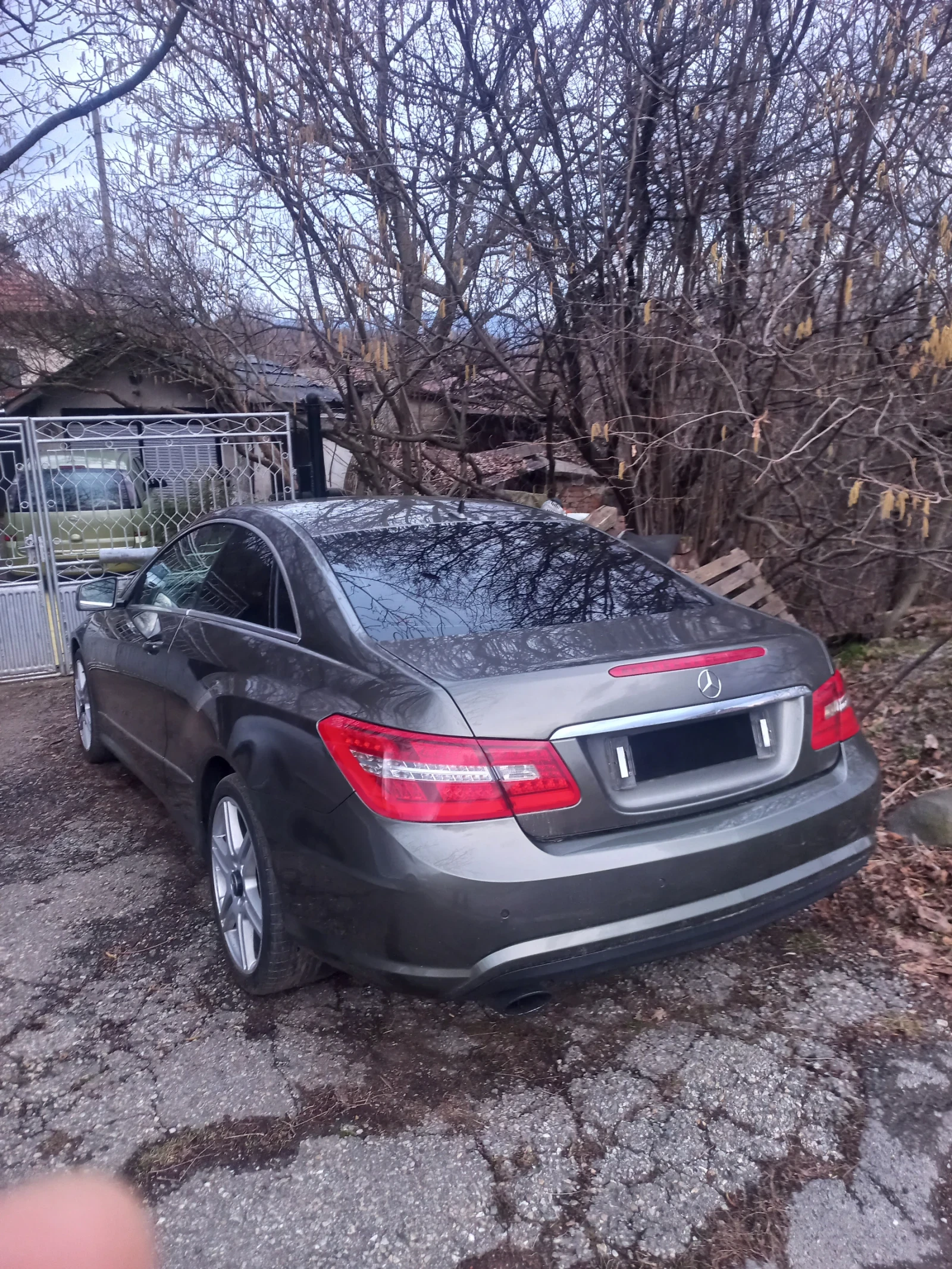 Mercedes-Benz E 250  - изображение 2