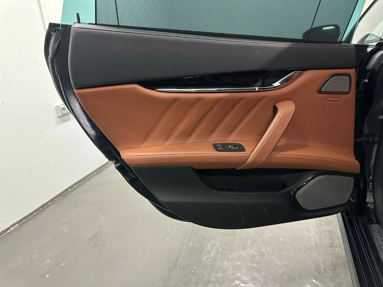 Maserati Quattroporte SQ4/430HP/B&W/SOFT/KEYLESS/E148 | Mobile.bg   15