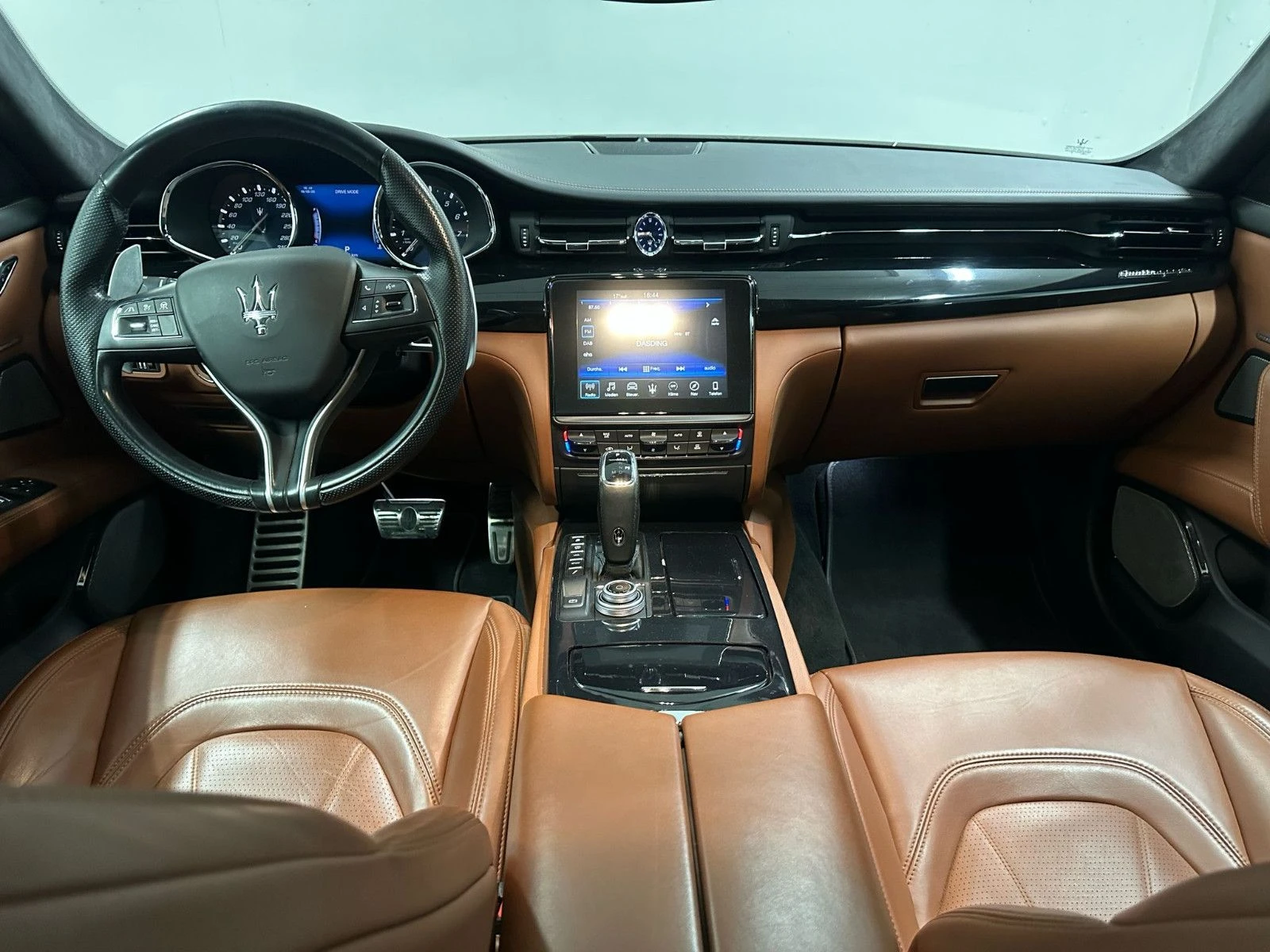 Maserati Quattroporte SQ4/430HP/B&W/SOFT/KEYLESS/E148 - изображение 10