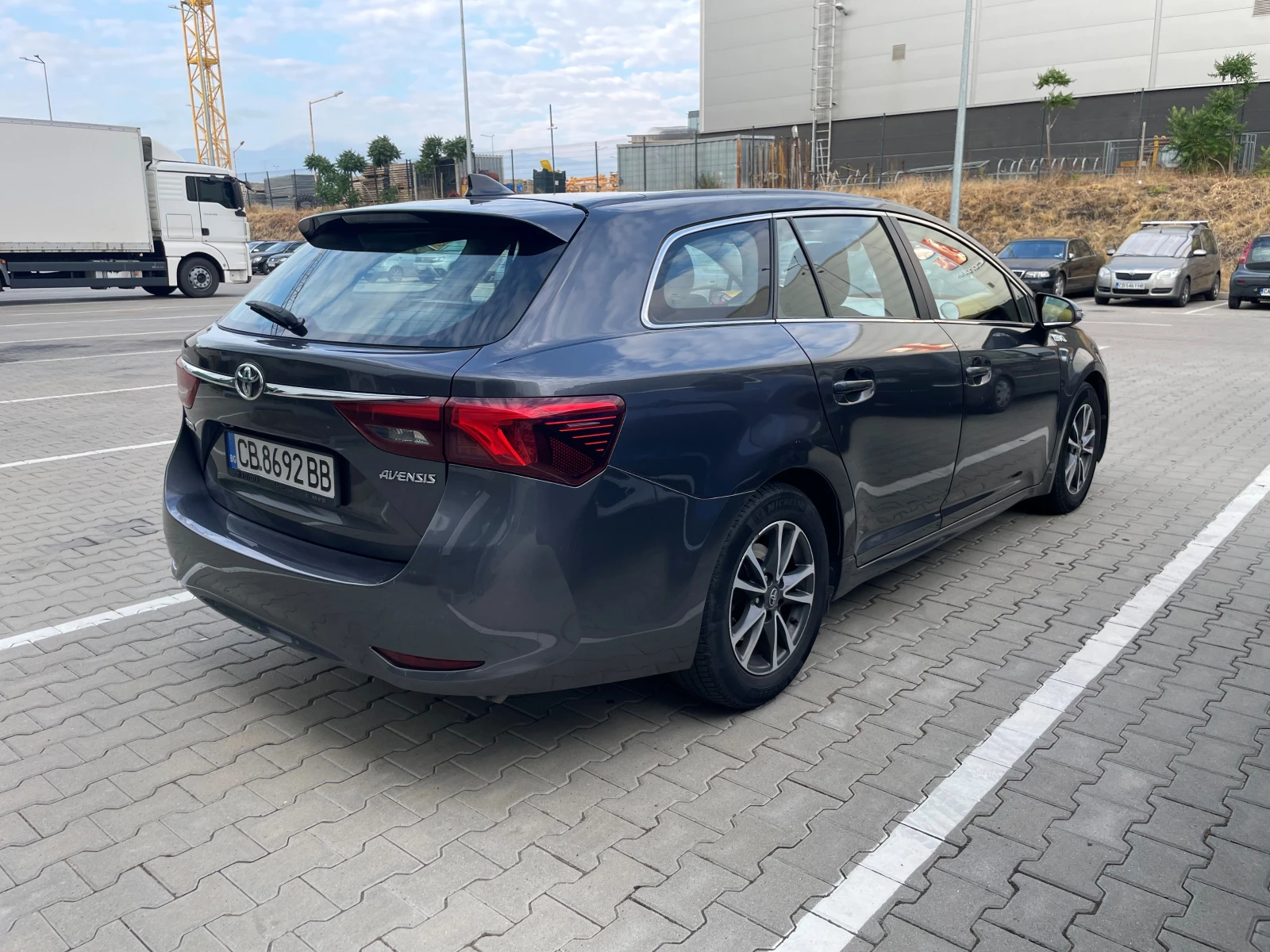 Toyota Avensis  - изображение 2