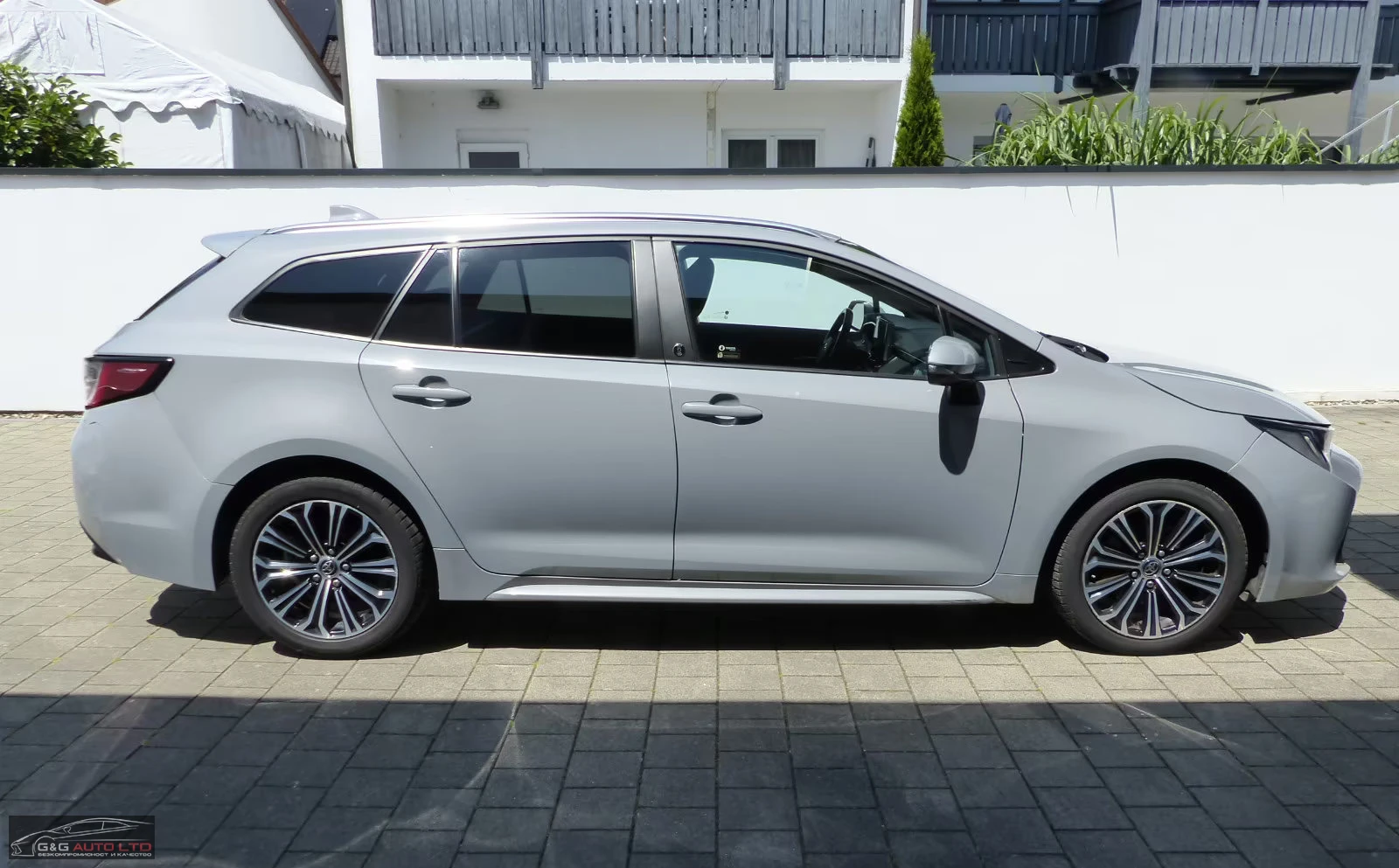 Toyota Corolla 2.0HEV/TS/184HP/SMART-KEY/CARPLAY/LED/DAB/540f - изображение 6