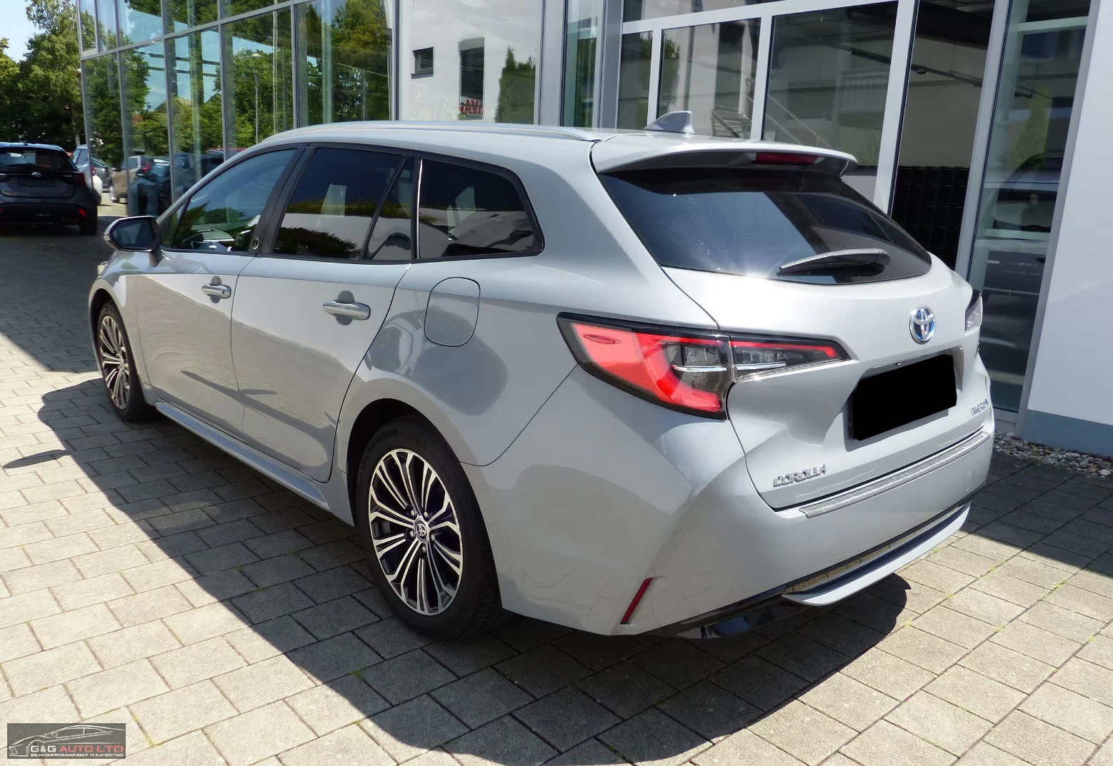 Toyota Corolla 2.0HEV/TS/184HP/SMART-KEY/CARPLAY/LED/DAB/540f - изображение 4