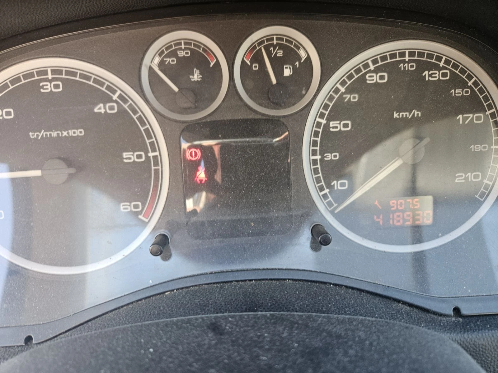 Peugeot 307 SW - изображение 8