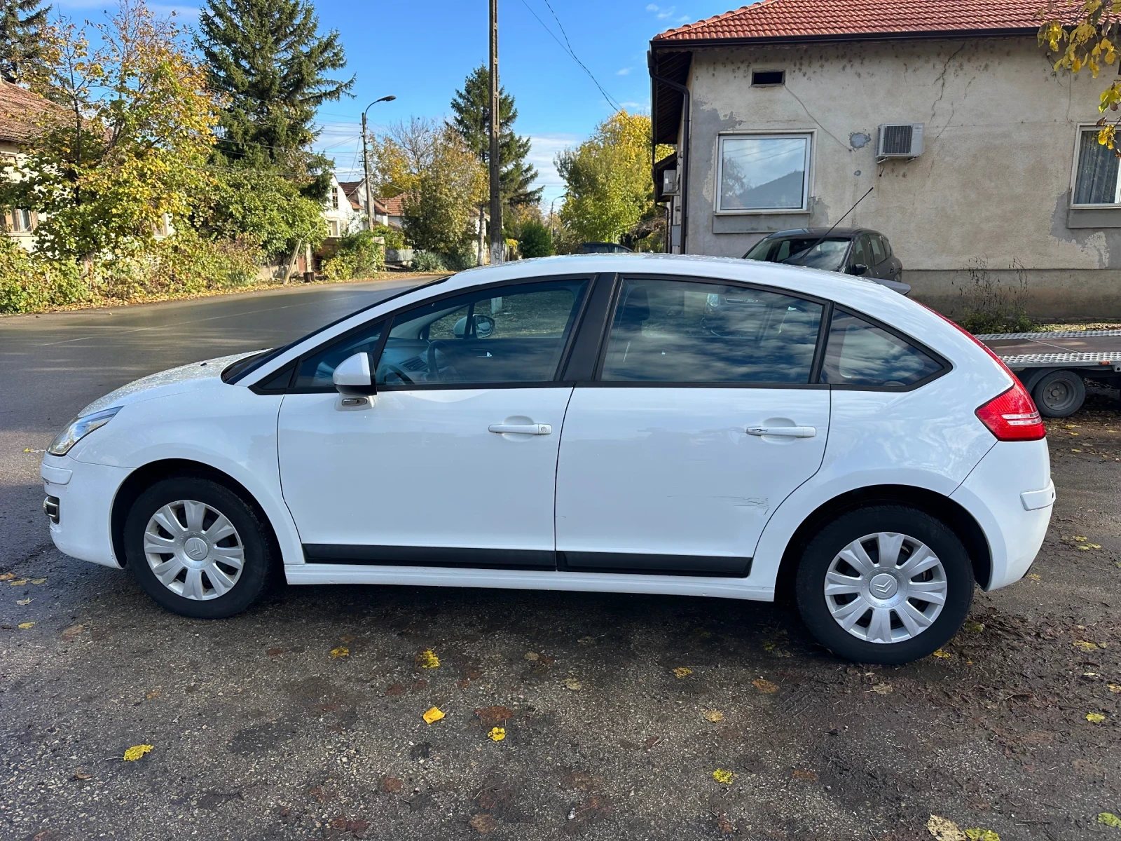 Citroen C4 1.4i - изображение 7