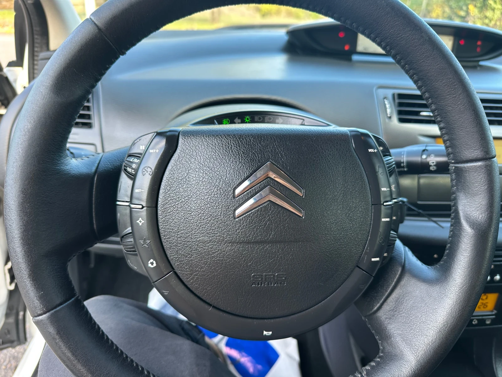 Citroen C4 1.4i - изображение 10