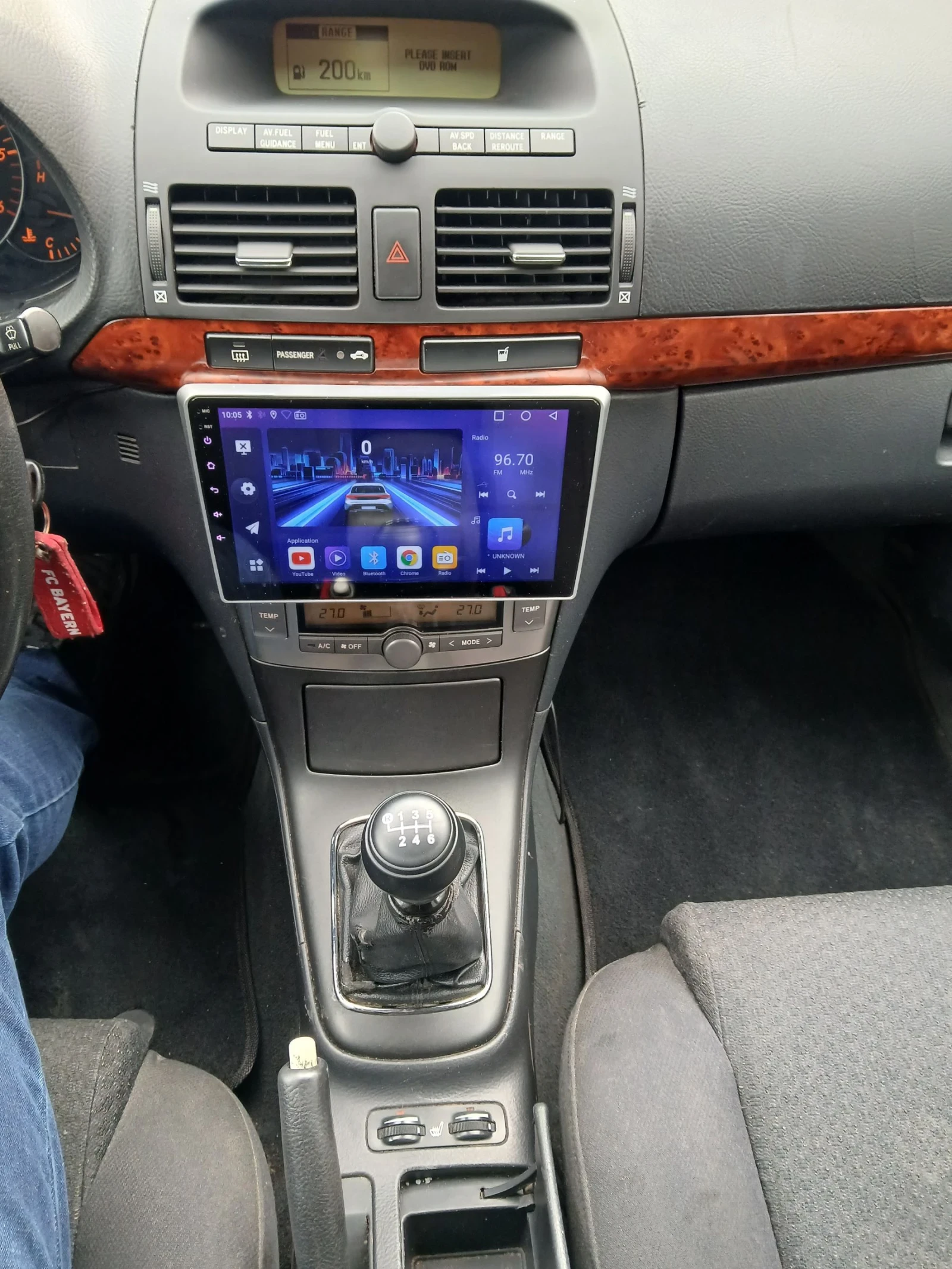 Toyota Avensis 2.0D 116 НОВ ВНОС РЕГИСТРИРАН ЗИМНИ ГУМИ  - изображение 8