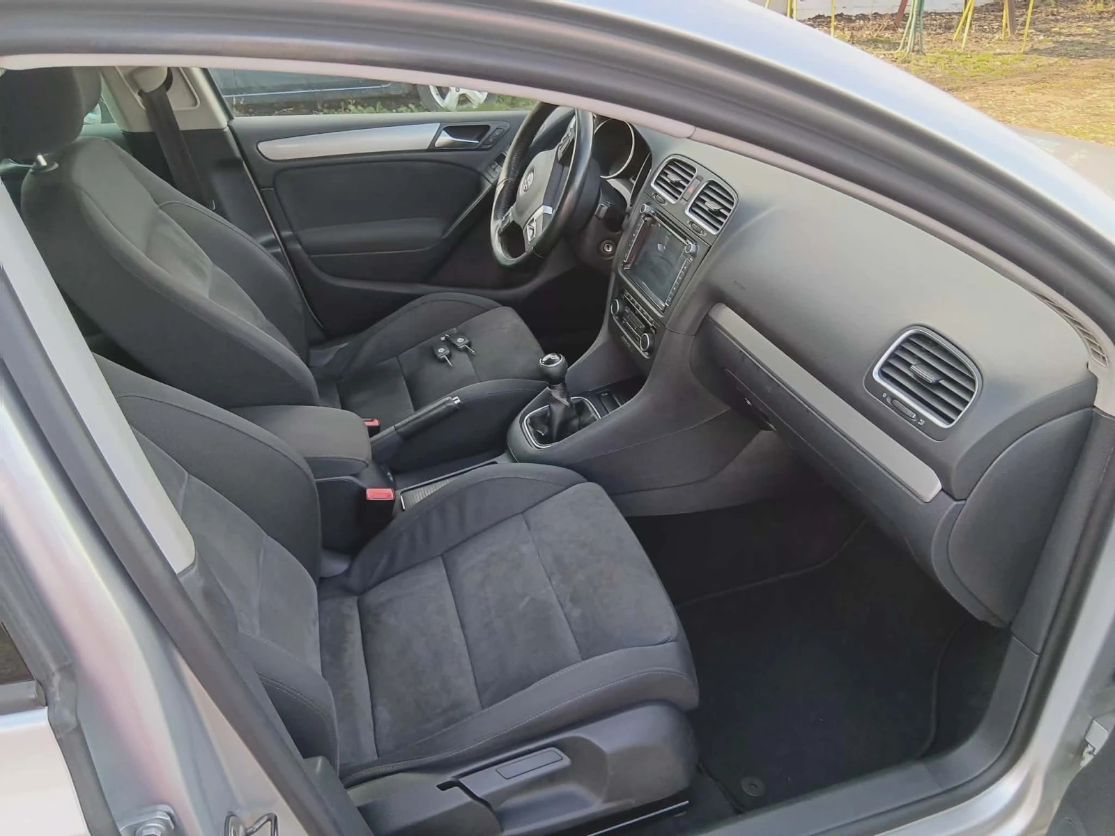 VW Golf 1.6 | Mobile.bg � ����������� 12