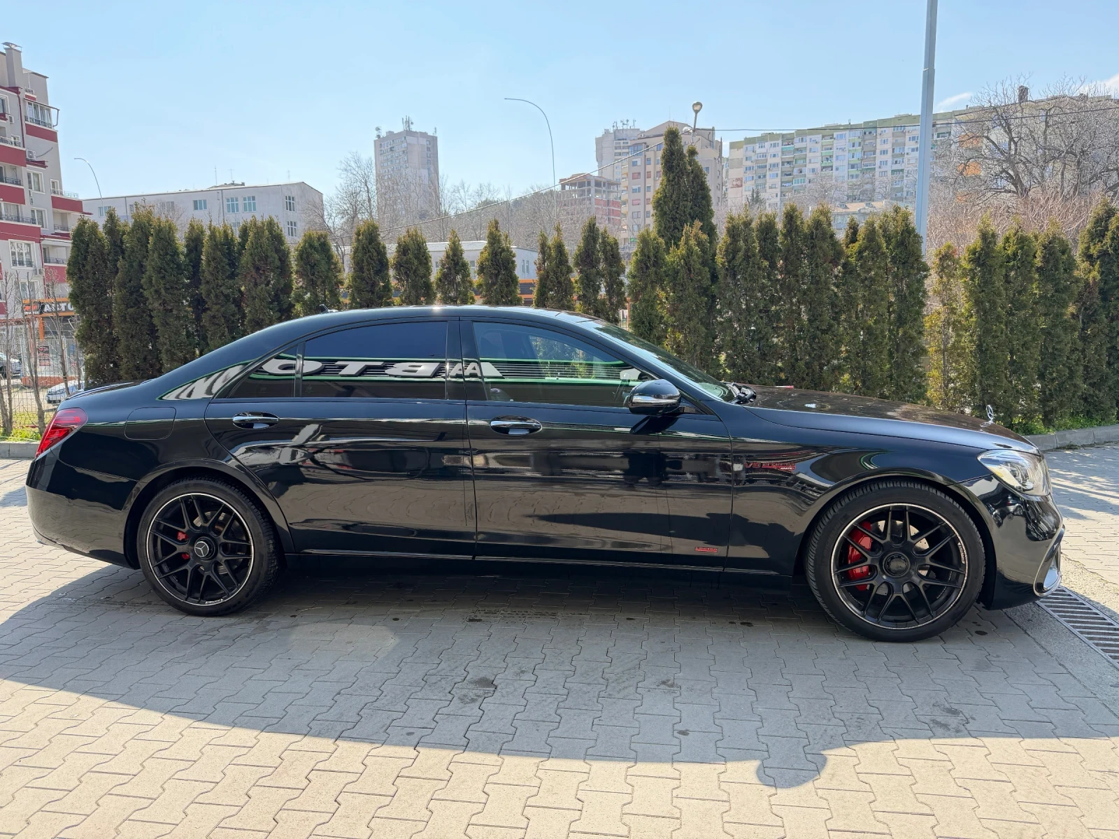 Mercedes-Benz S 350 LONG/PANORAMA/AMG/FACE/BURM/3xTV/360/NIGHT VISION, снимка 3 - Автомобили и джипове - 53879114