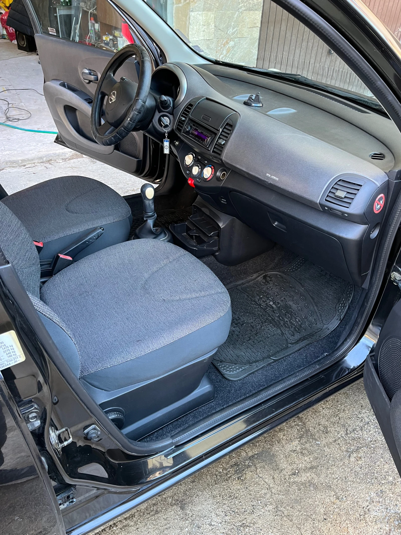 Nissan Micra, снимка 8 - Автомобили и джипове - 53933962