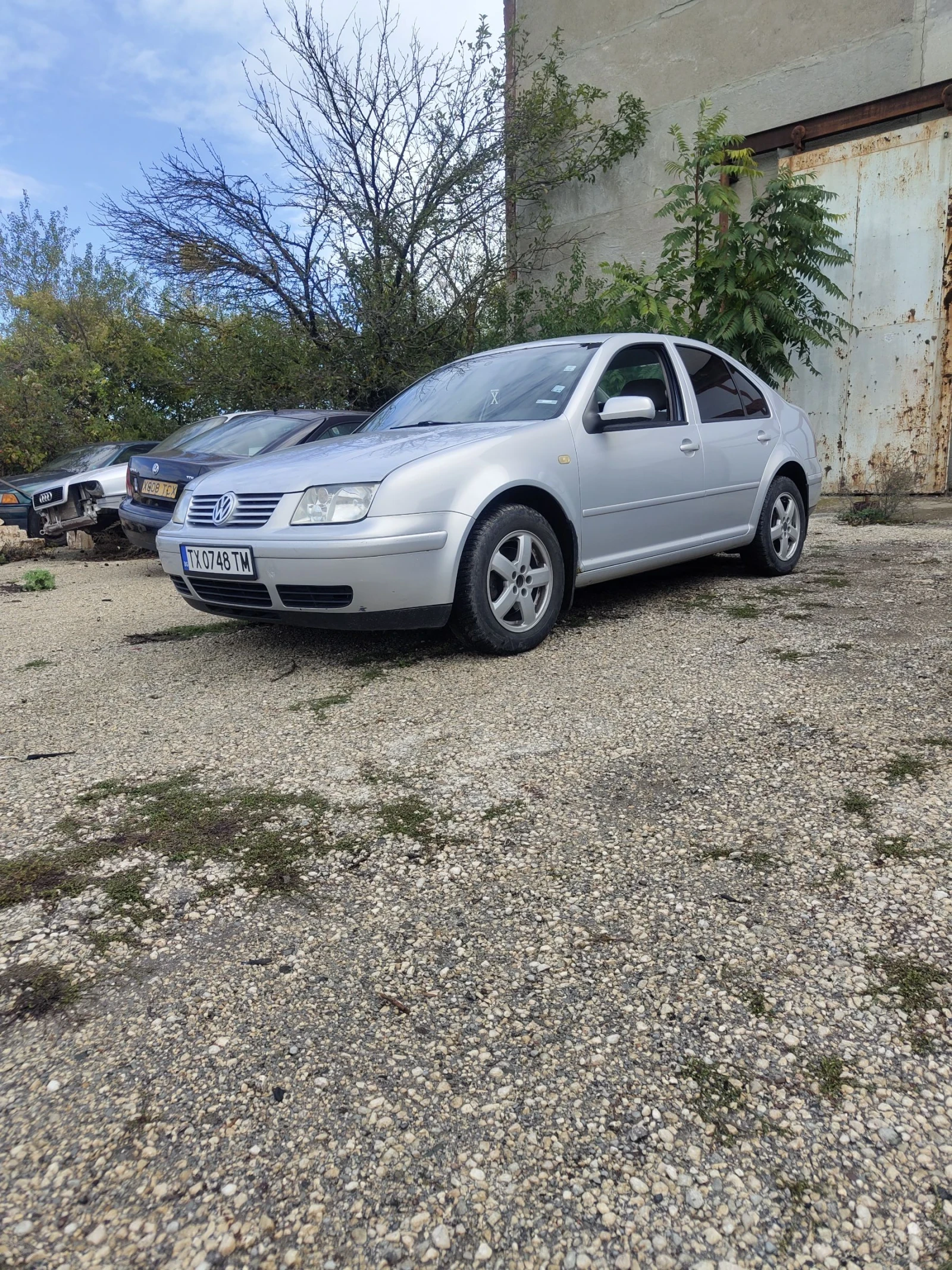 VW Bora 1.9 TDI, снимка 4 - Автомобили и джипове - 54314504