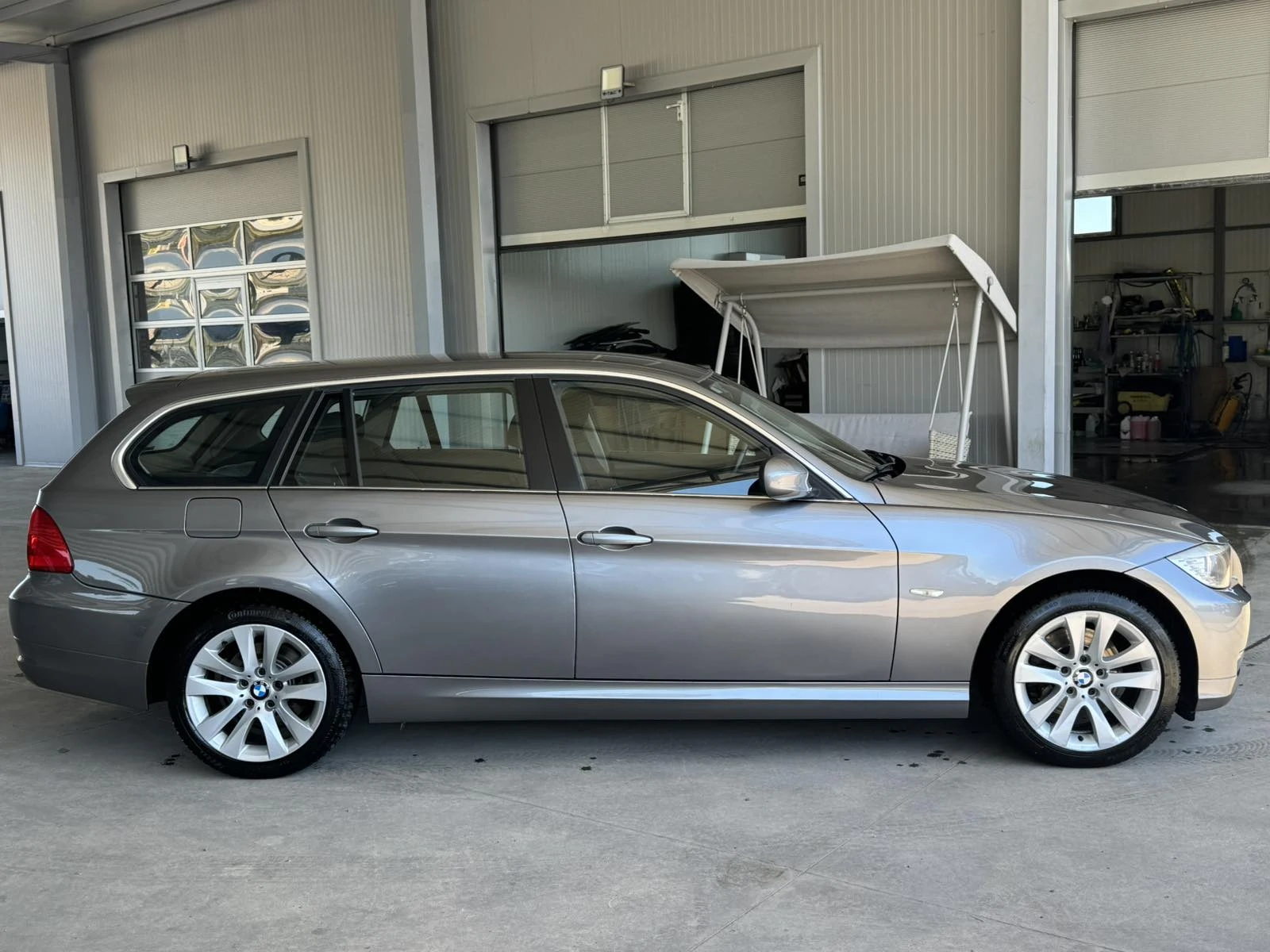 BMW 318 2.0d* 143ps* AВТОМАТ* , снимка 6 - Автомобили и джипове - 54868005