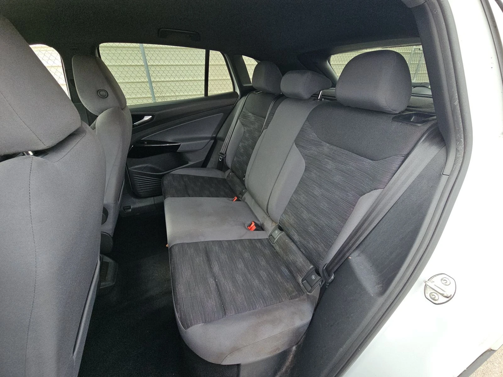 VW ID.4 PRO, снимка 14 - Автомобили и джипове - 54939781