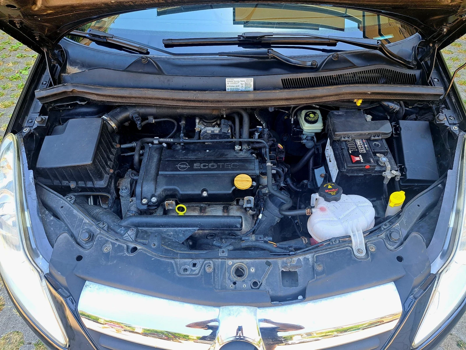 Opel Corsa 1.2, снимка 8 - Автомобили и джипове - 55058813